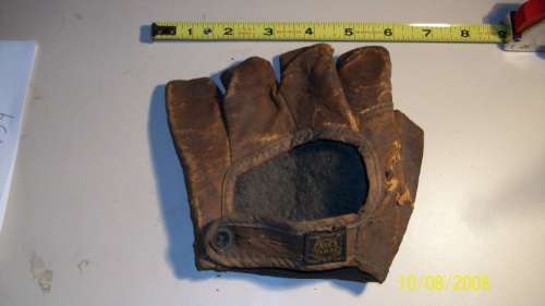 D&M Youth Sewn Web With Fingers Cut Off Back